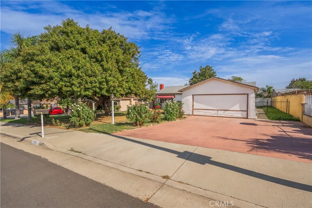 6084 Vanessa St, Riverside, CA 92504