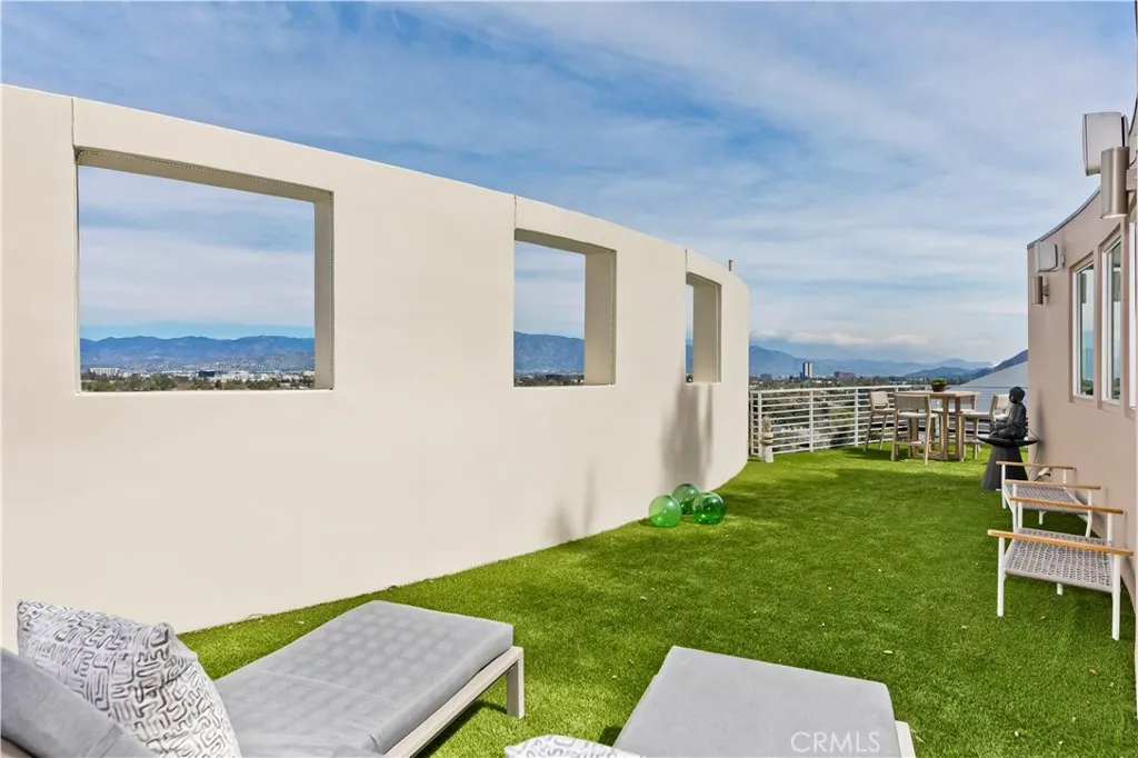 Additional image 86 of 11698 Picturesque, Studio City, CA 91604