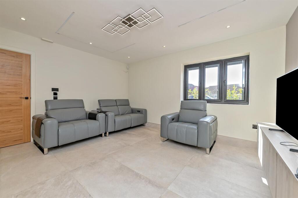 Additional image 7 of South Riding, Bricket Wood, St. Albans