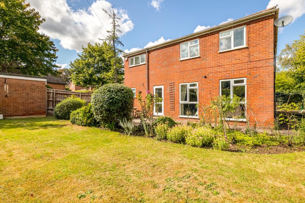 Additional image 31 of Elmoor Avenue, Welwyn, Hertfordshire, AL6 9PA