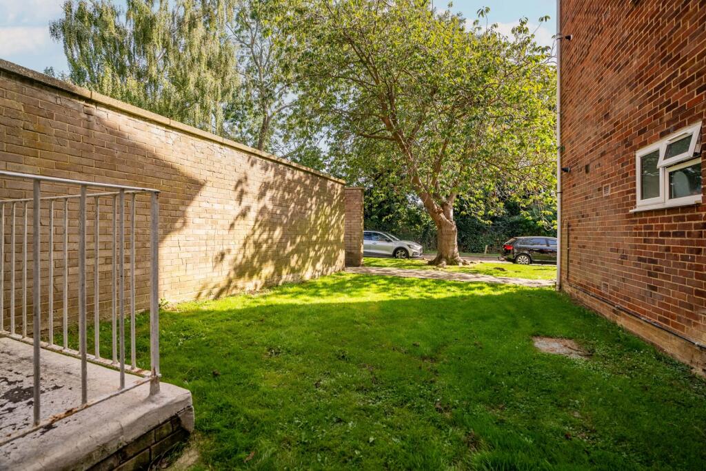 Additional image 14 of The Ridgeway, St. Albans, Hertfordshire, AL4