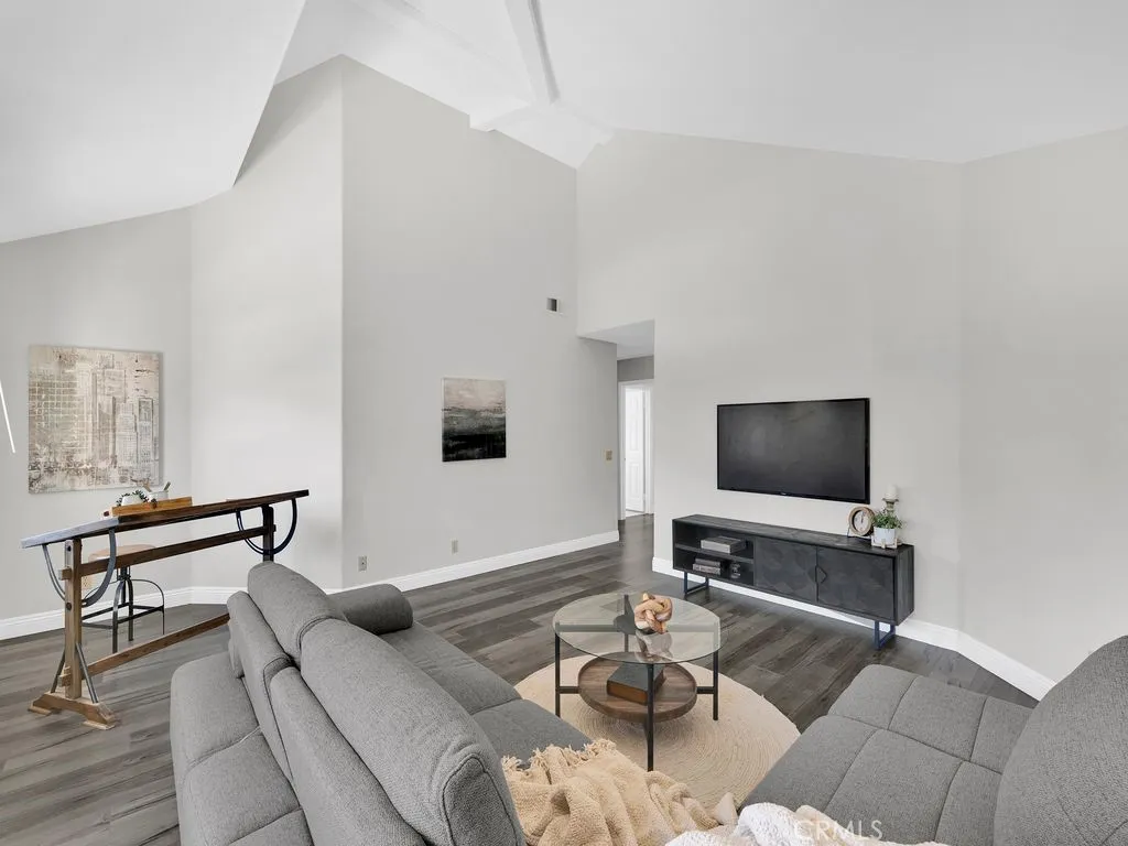 Additional image 39 of 23123 Park Terra, Calabasas, CA 91302