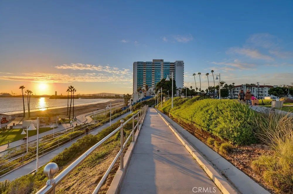 Additional image 99 of 307 Cherry Avenue Unit 6, Long Beach, CA 90802