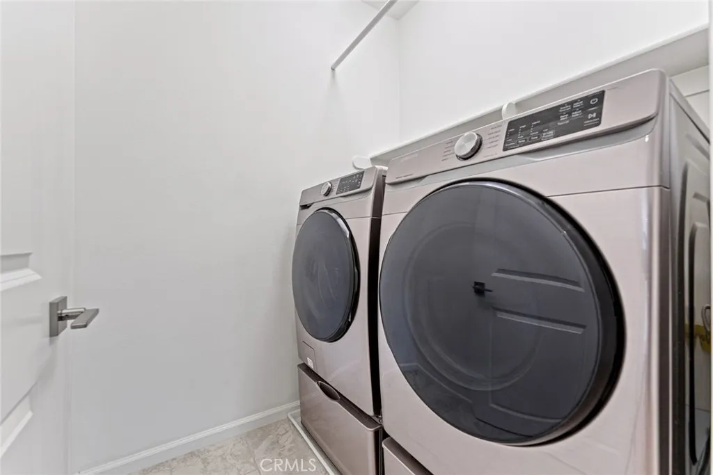 Additional image 20 of 87 Darby, Irvine, CA 92620