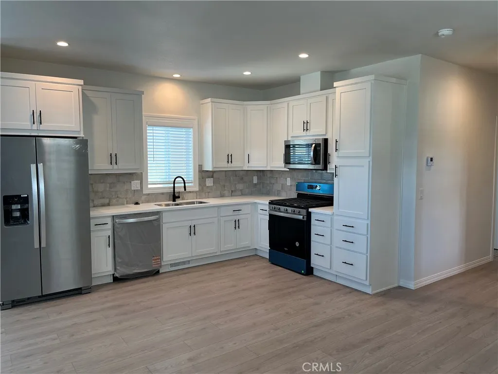 Additional image 4 of 301 E Foothill Boulevard Unit 58, Pomona, CA 91767