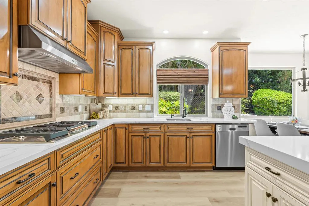 Additional image 8 of 101 Lion Cir, Chula Vista, CA 91910