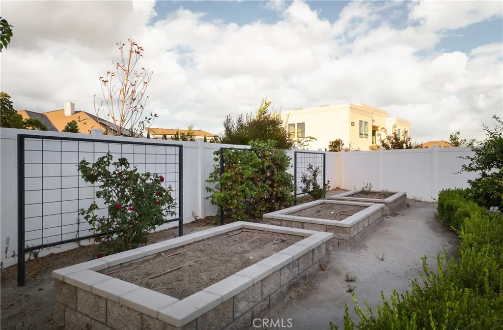 Additional image 72 of 2228 Swanfield Way, Bakersfield, CA 93311