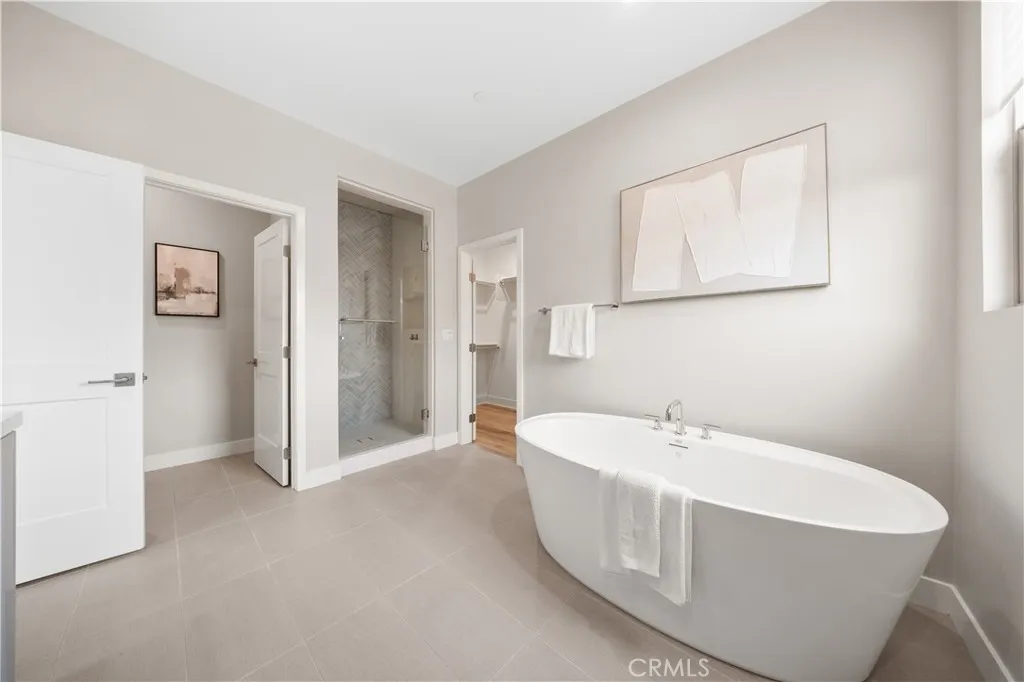 Additional image 88 of 157 Fairgreen, Irvine, CA 92618