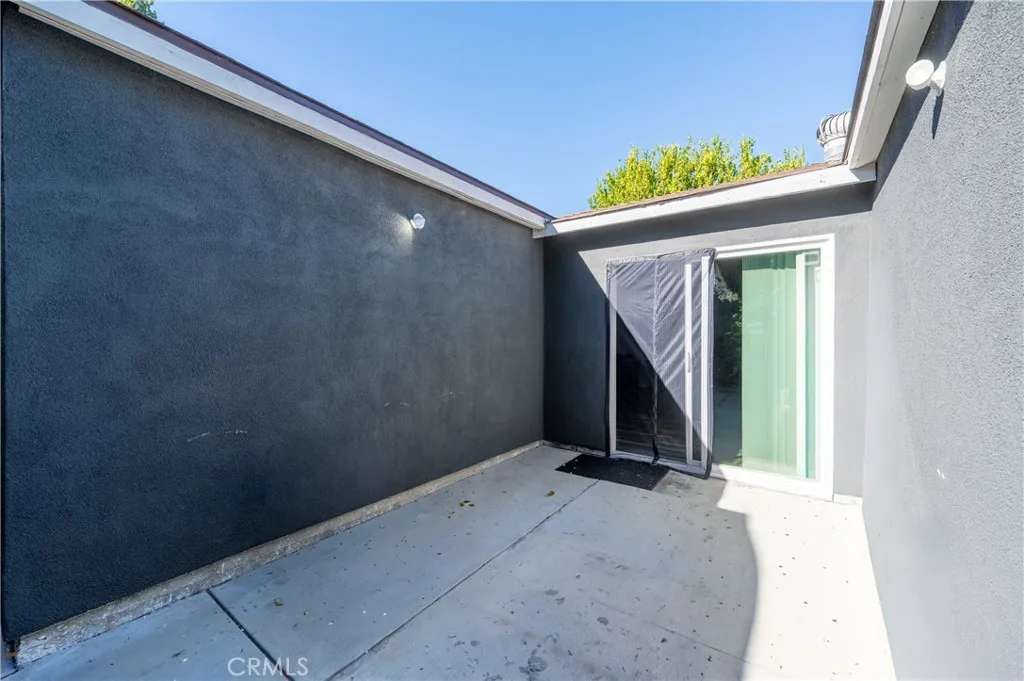 Additional image 55 of 16038 Hartland Street, Van Nuys, CA 91406