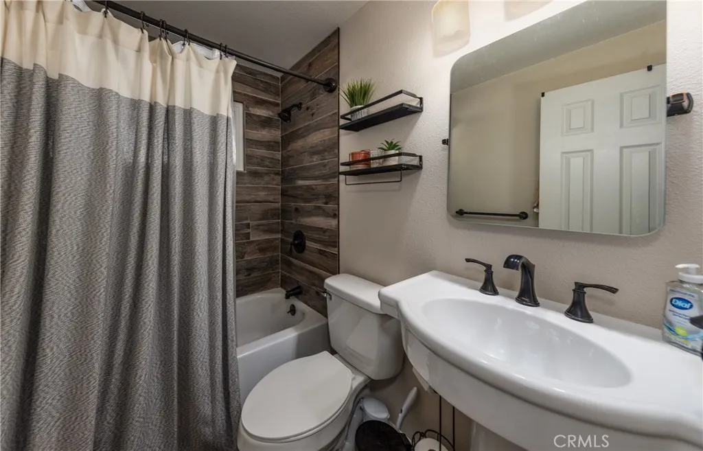 Additional image 20 of 33070 Hilltop Boulevard Blvd, Arrowbear, CA 92382