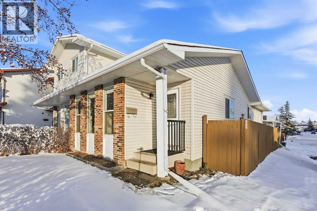 2 Woodfern Road SW|Calgary, Alberta T2W4K9