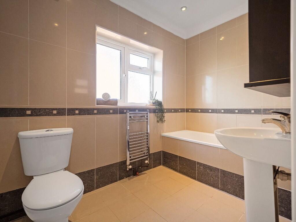 Additional image 26 of 23 St. James Road, Harpenden, Hertfordshire, AL5