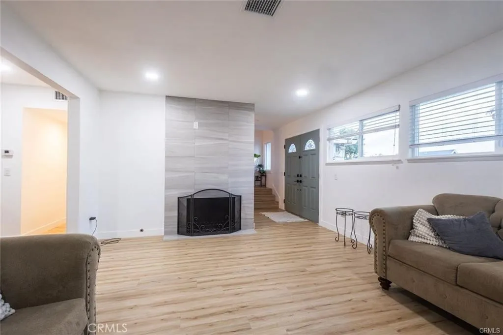 Additional image 7 of 256 E Mission Rd, Corona, CA 92879