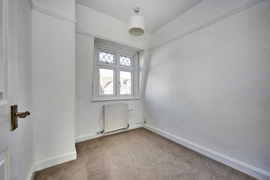 Additional image 12 of Cross Way, Harpenden, Herts, AL5