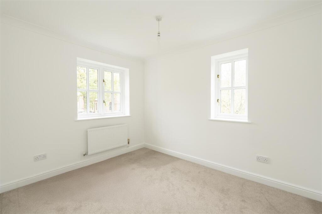 Additional image 5 of Minister Court, Frogmore, St. Albans