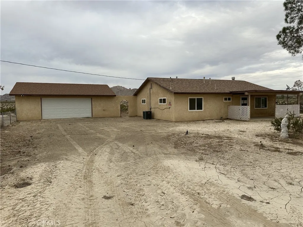 Additional image 4 of 38333 E End Rd, Lucerne Valley, CA 92356