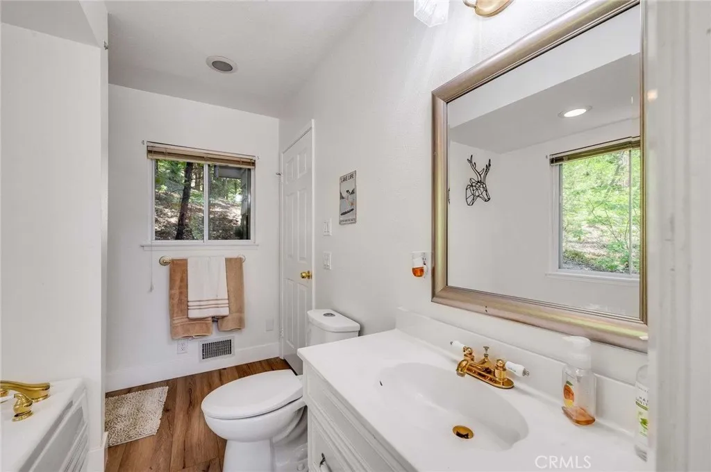 Additional image 58 of 395 Primrose Circle Unit 1-2, Lake Arrowhead, CA 92352