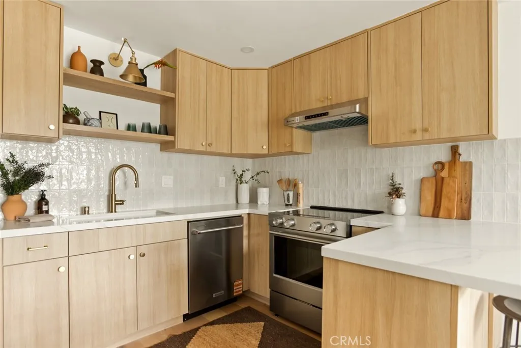 Additional image 9 of 334 Gladys Avenue Unit 305, Long Beach, CA 90814