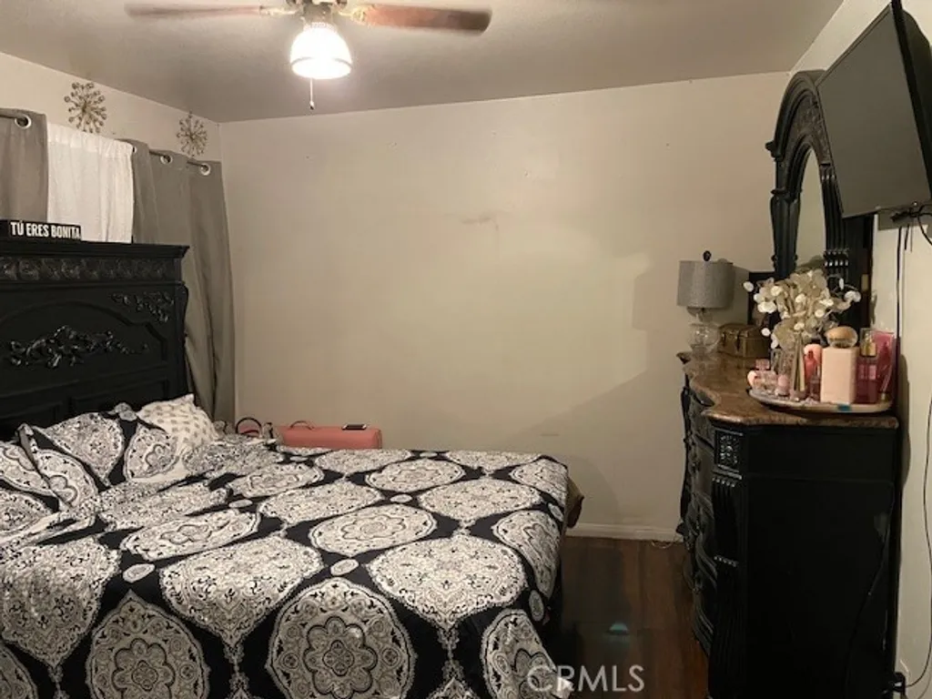 Additional image 4 of 44329 3rd St E, Lancaster, CA 93535