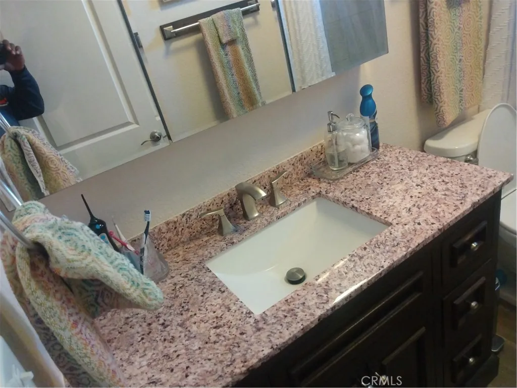 Additional image 26 of 2035 W 71st St, Los Angeles, CA 90047