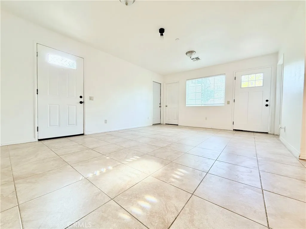 Additional image 4 of 17232 Ceres Ave, Fontana, CA 92335