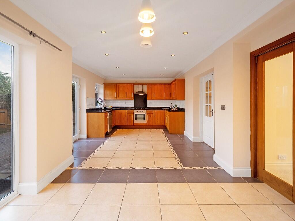 Additional image 9 of 23 St. James Road, Harpenden, Hertfordshire, AL5