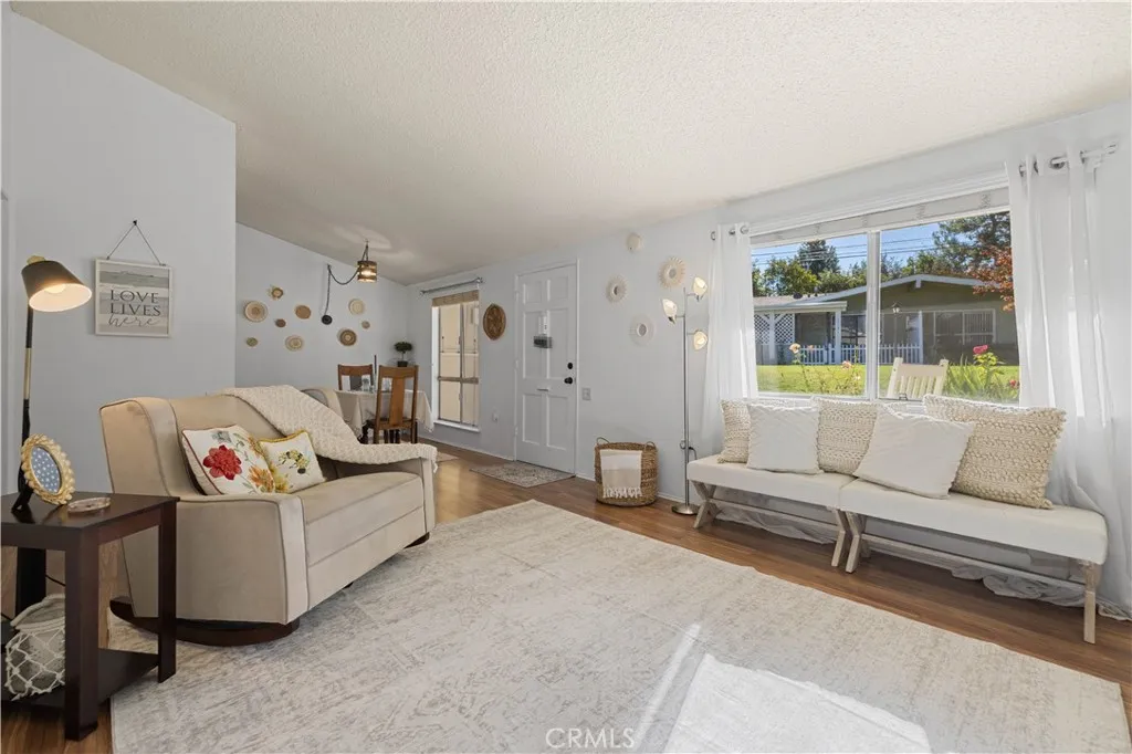 Additional image 6 of 19116 Avenue Of The Oaks #B, Newhall, CA 91321