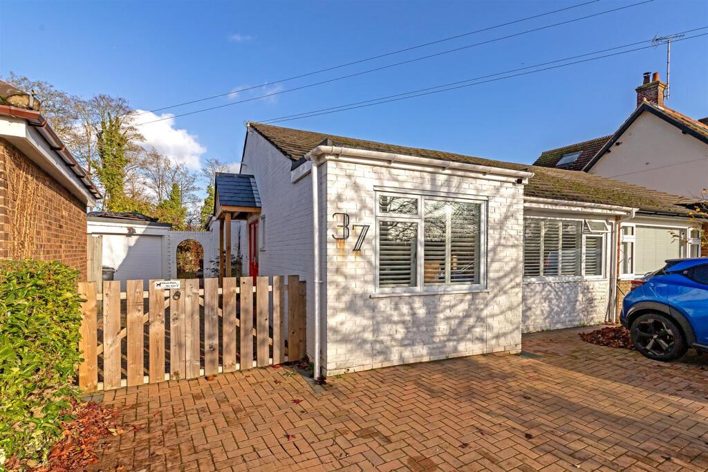 Additional image 16 of Colney Heath Lane, St. Albans