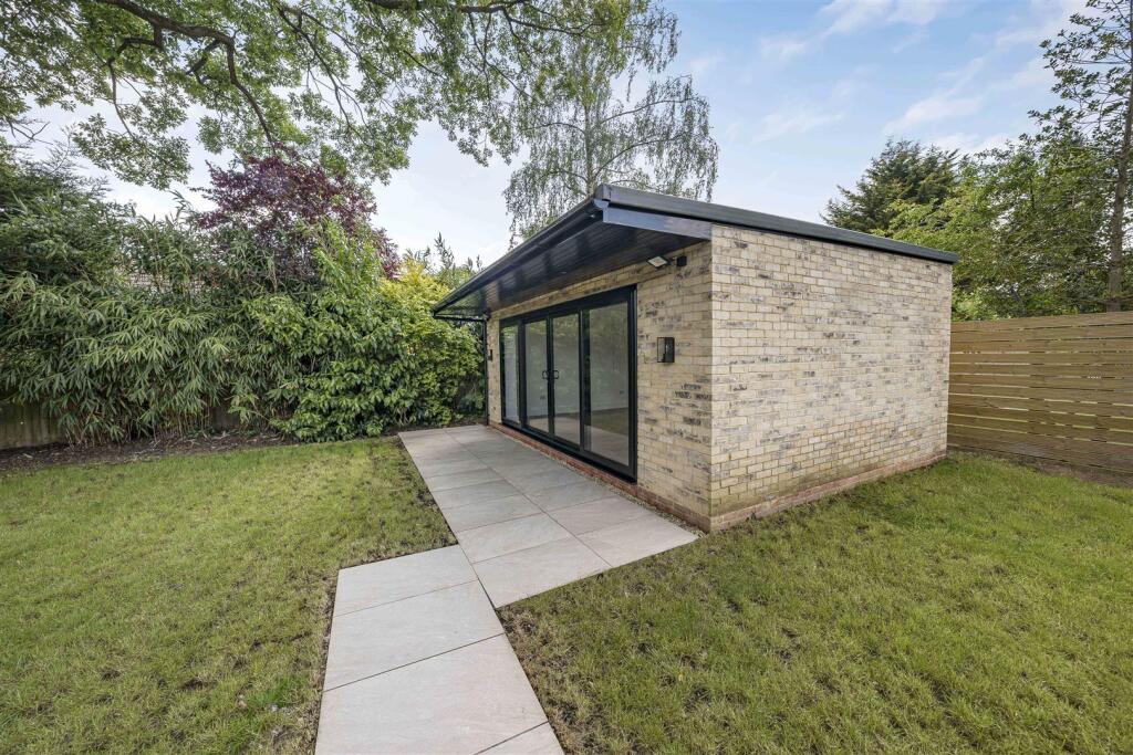 Additional image 22 of Mount Pleasant Lane, Bricket Wood