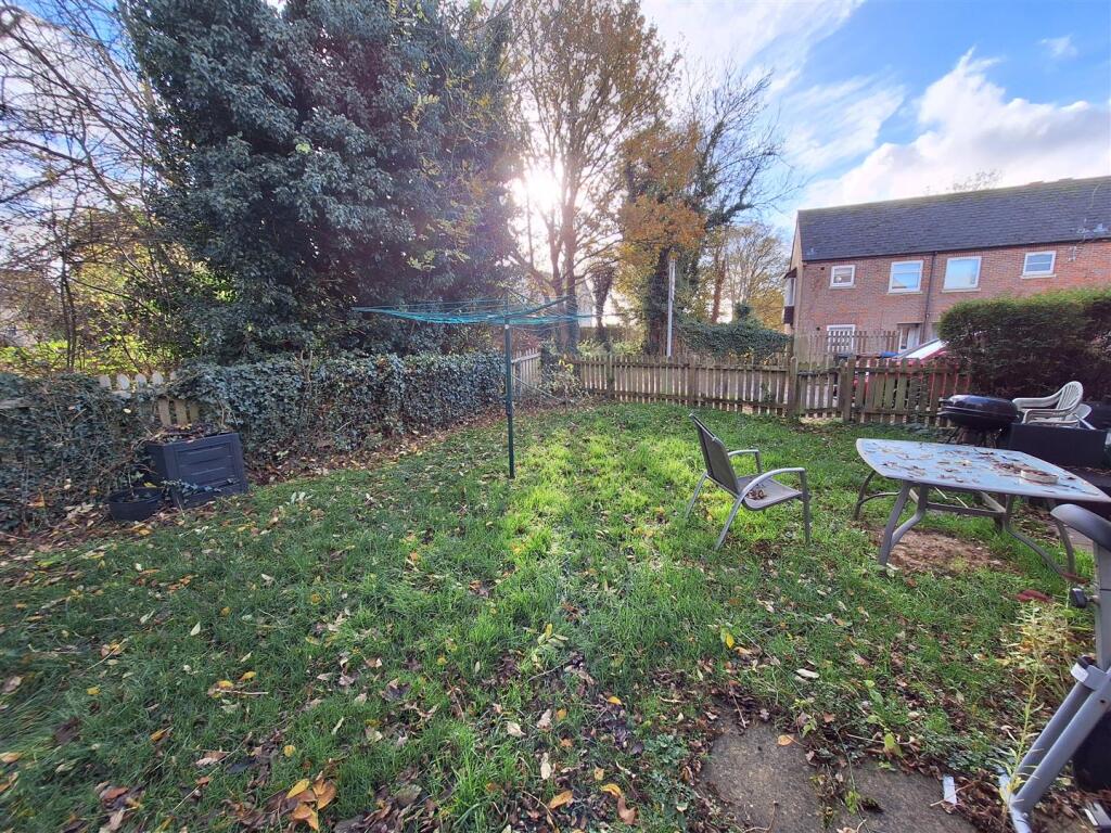 Additional image 8 of Haltside, Hatfield