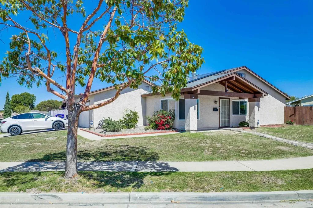 Additional image 16 of 1015 Harlan Circle, San Diego, CA 92114