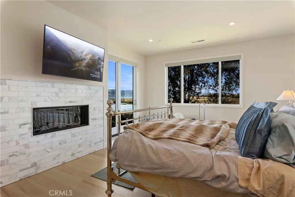 Additional image 102 of 8 Queen Ann Way, Lakeport, CA 95453