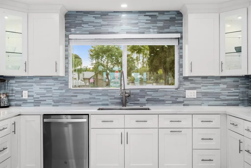 Additional image 17 of 361 Murray Drive, El Cajon, CA 92020