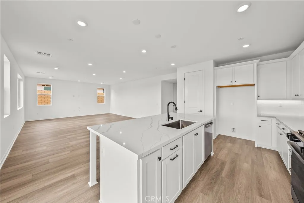 Additional image 86 of 28908 Saddle Circle, Castaic, CA 91384