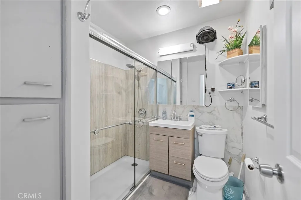 Additional image 37 of 3325 Santa Fe Ave Unit 120, Long Beach, CA 90810