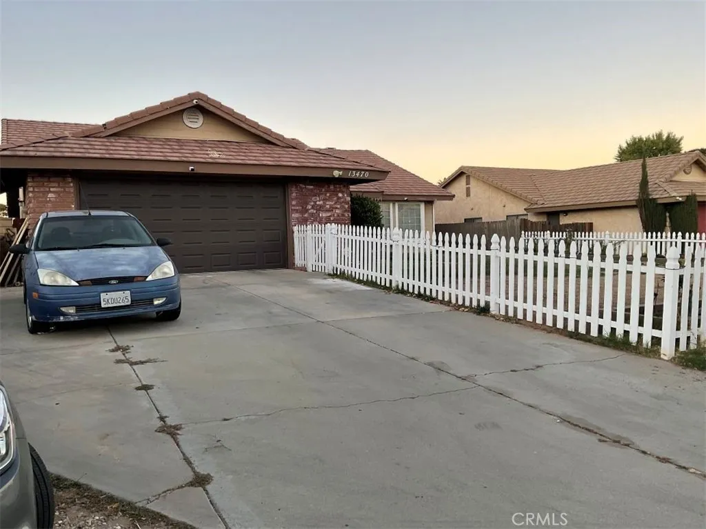 Additional image 3 of 13470 Cedar Street, Oak Hills, CA 92344