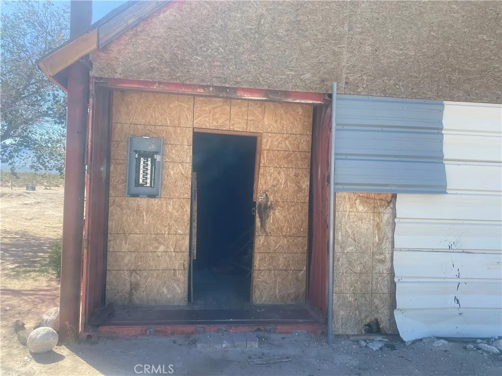 Additional image 12 of 36350 Rodeo Rd, Lucerne Valley, CA 92356