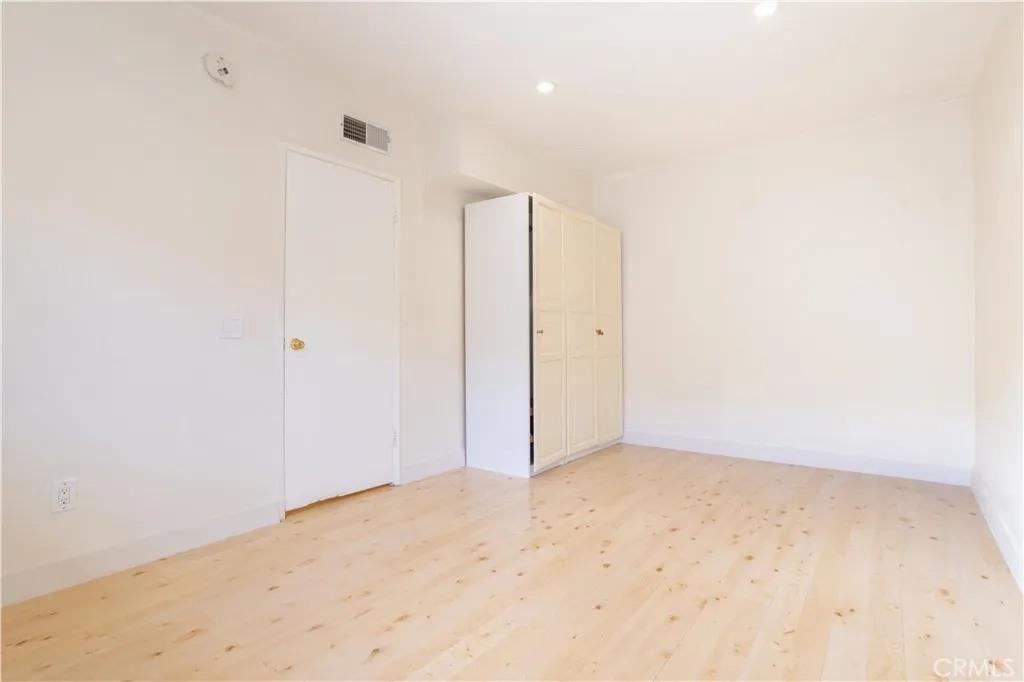 Additional image 33 of 6255 Woodman ave Unit 207, Valley Glen, CA 91401