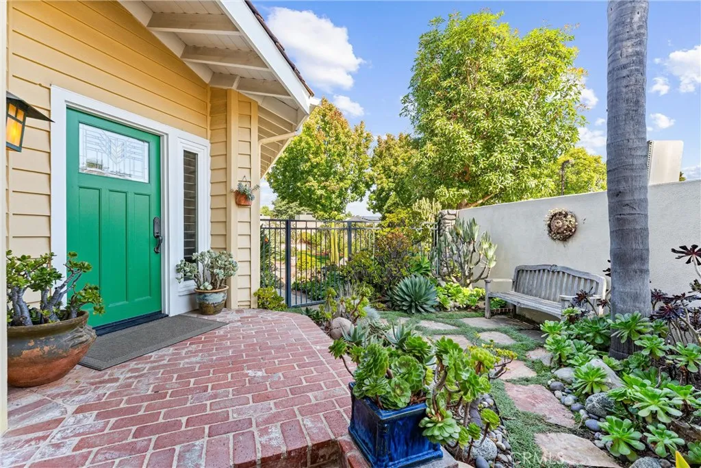 Additional image 5 of 39 Foxboro, Irvine, CA 92614