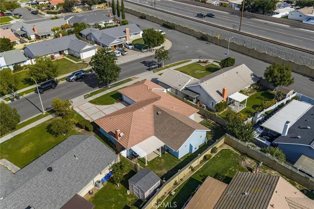 Additional image 93 of 744 E Meadowbrook Ave, Orange, CA 92865