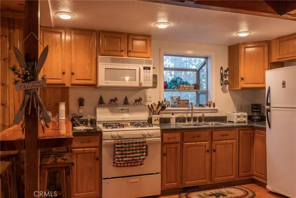 Additional image 54 of 42768 Alta Vista Ave, Big Bear Lake, CA 92315