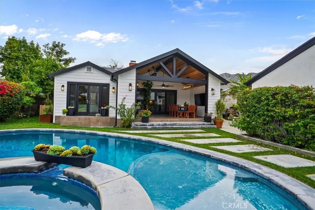 Additional image 2 of 606 Uclan Drive, Burbank, CA 91504