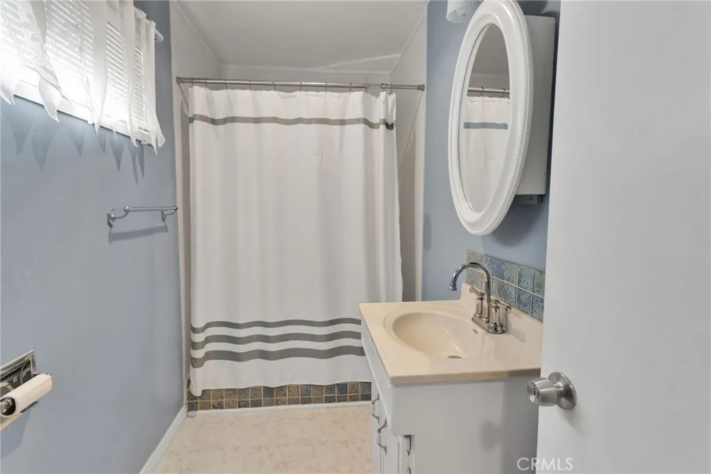 Additional image 31 of 38744 East End Road, Lucerne Valley, CA 92356