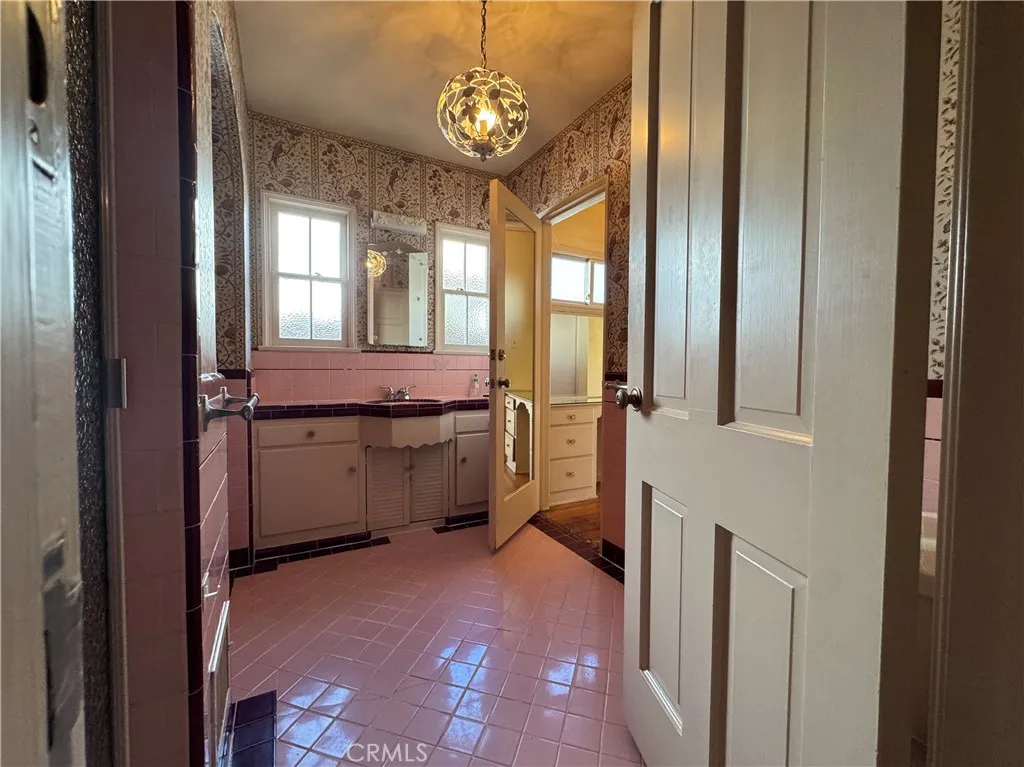 Additional image 40 of 212 S Rodeo Dr, Beverly Hills, CA 90212