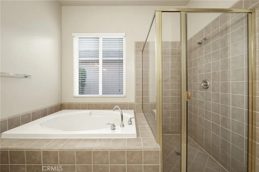 Additional image 18 of 10014 Brigadoon Rose St, Bakersfield, CA 93311