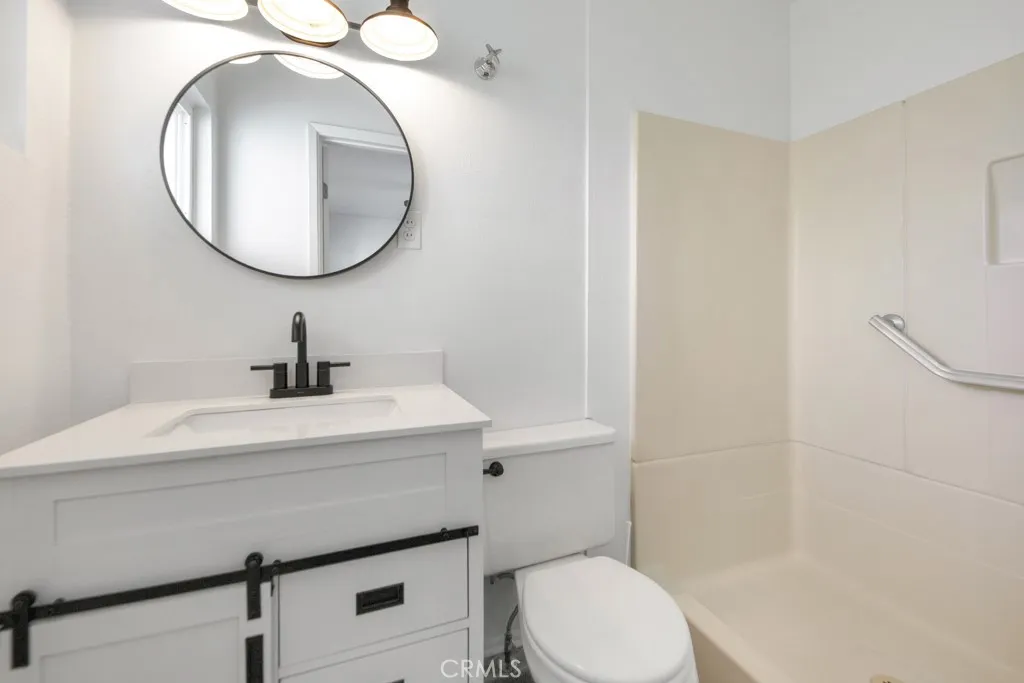 Additional image 29 of 44321 4th Street E, Lancaster, CA 93535