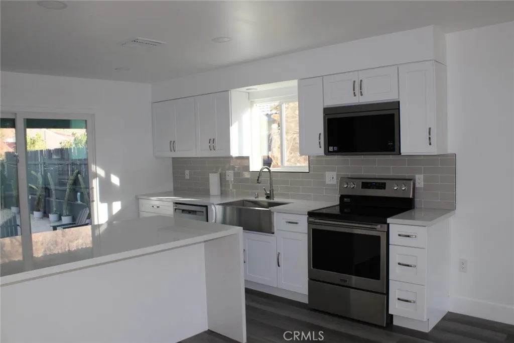 Additional image 39 of 53130 Avenida Mendoza, La Quinta, CA 92253