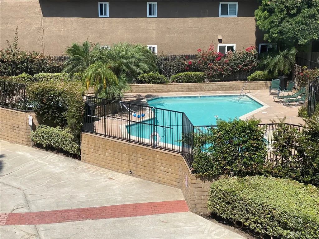 Additional image 108 of 380 W Wilson Street Unit C101, Costa Mesa, CA 92627