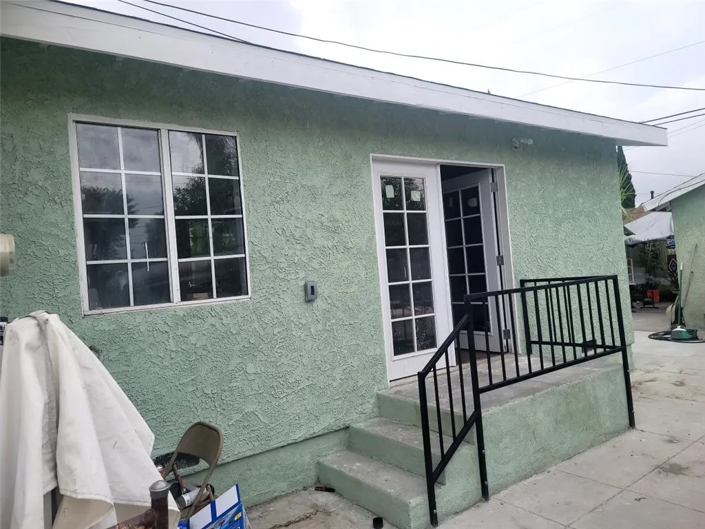 Additional image 38 of 1524 E 75th St, Los Angeles, CA 90001