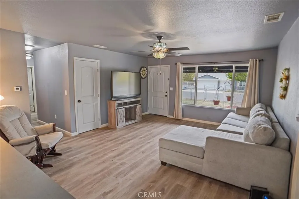 Additional image 3 of 40287 Fieldspring St, Palmdale, CA 93591